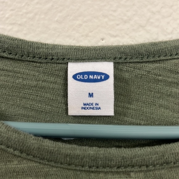 Medium Old Navy Sage Green Top - Picture 2 of 4